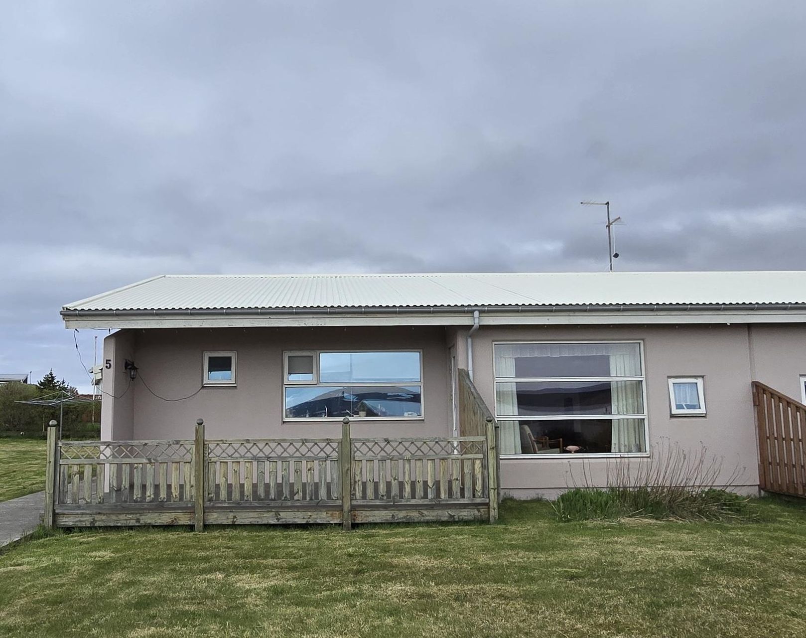 Miðholt 5